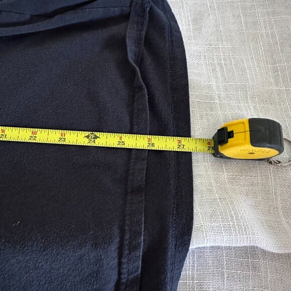 Hollister Dark Blue Chest Graphic Logo Super Soft T Shirt size large Y2K preppy - Picture 10 of 11